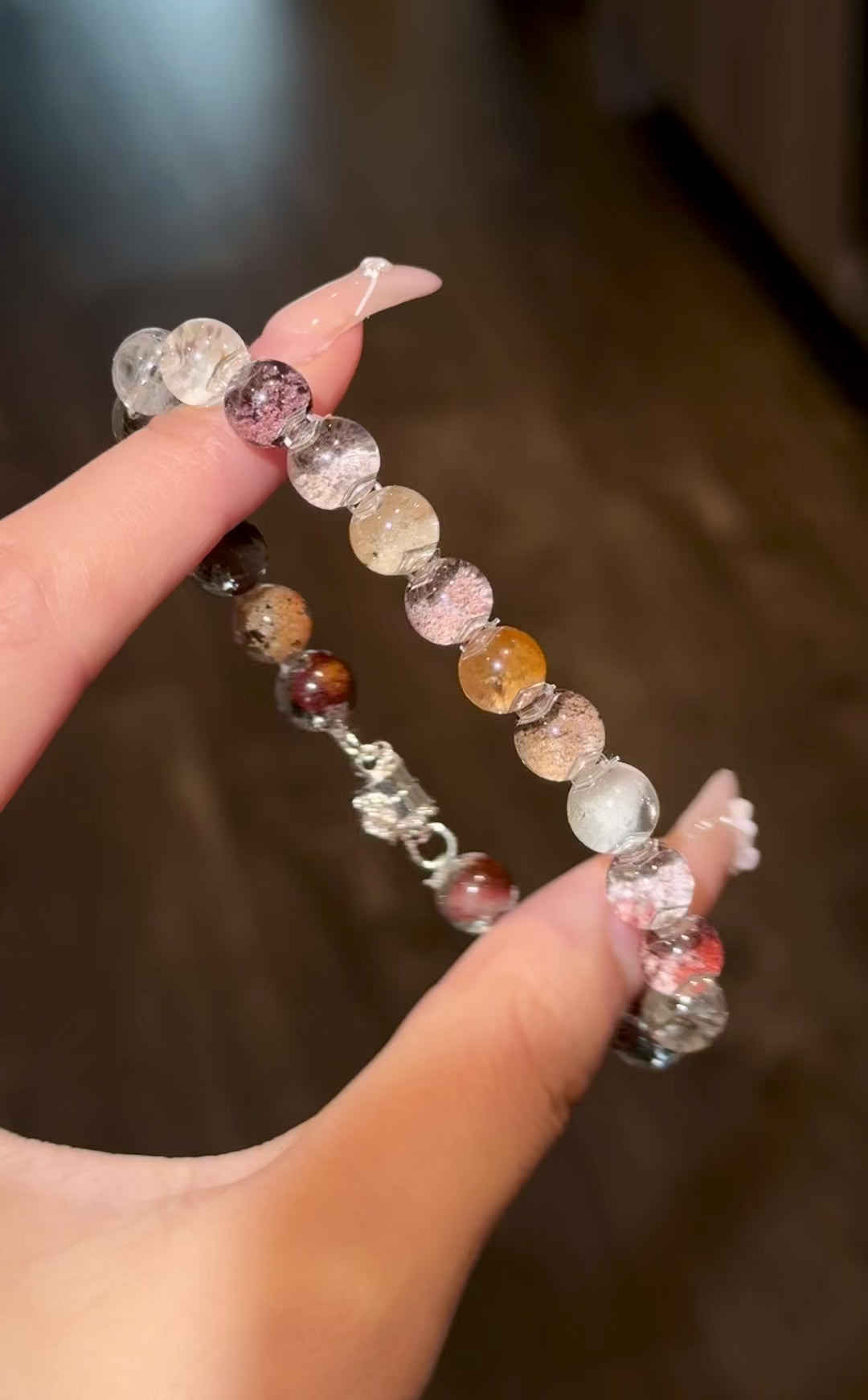 Colorful Phantom Quartz 牛鼻孔彩幽灵（8.3mm➕）