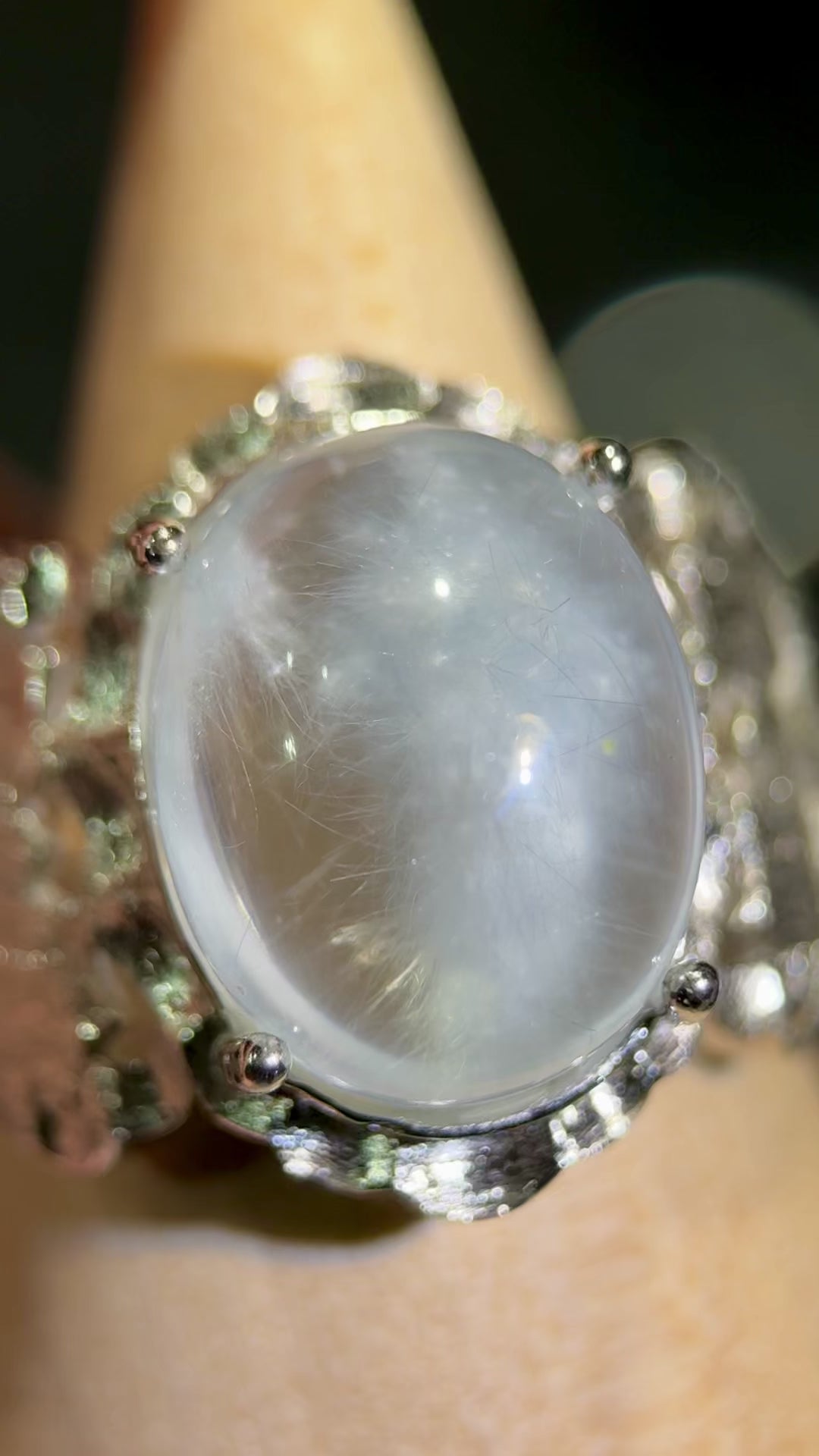 蓝绒花蓝兔毛戒指 Blue Rutilated Quartz Ring
