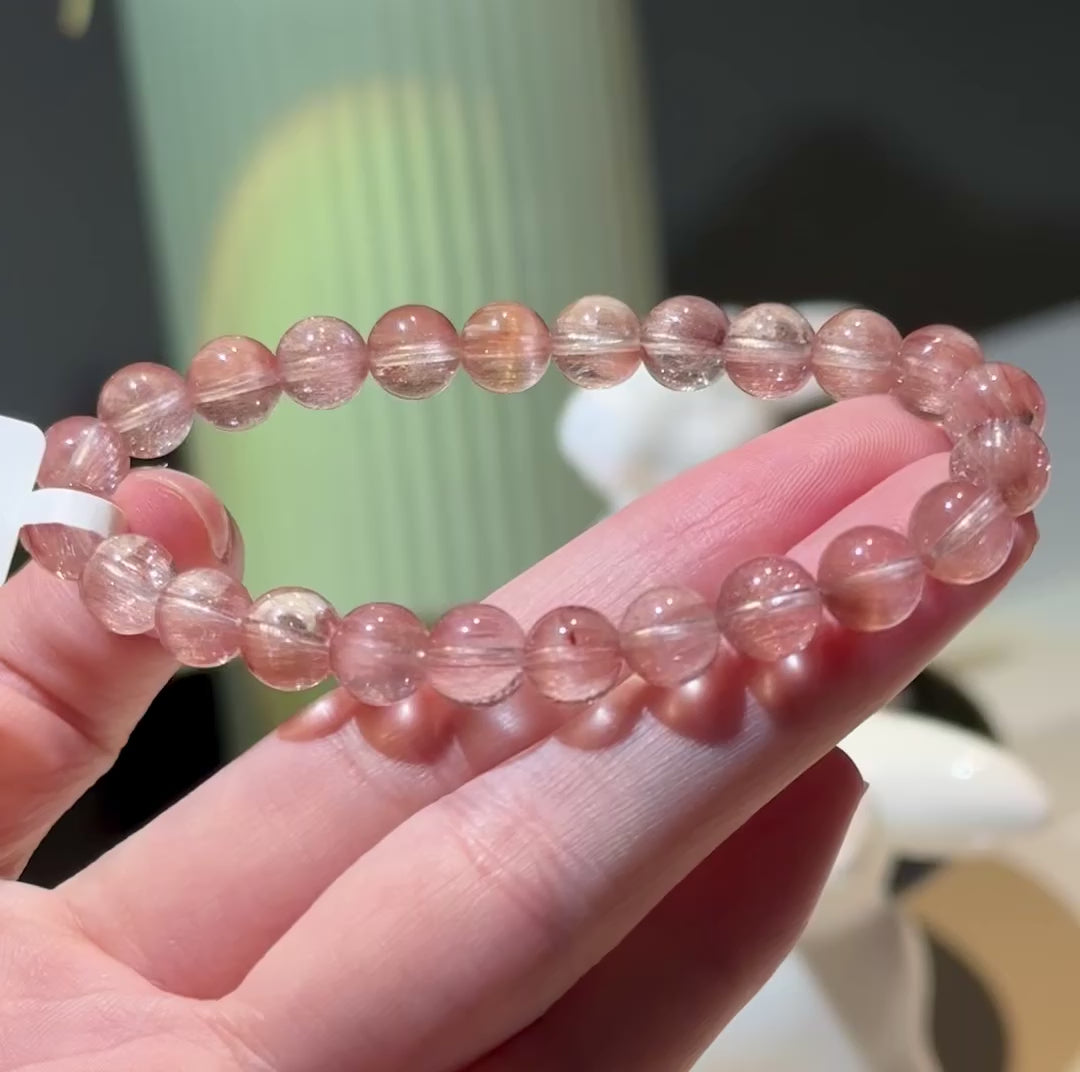 收藏级粉兔毛 Pink Rabbit Hair Quartz（7.9mm➕）